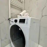 No 204 Lebada 公寓 *